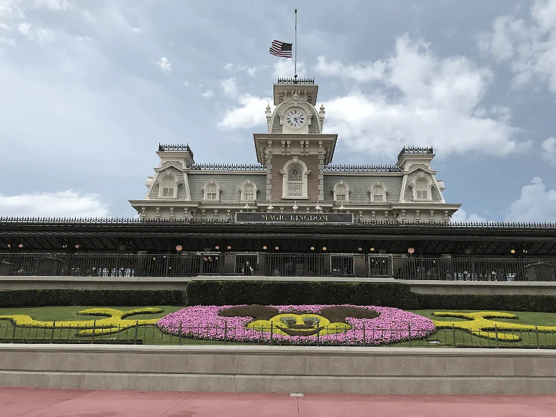 magic kingdom entrance