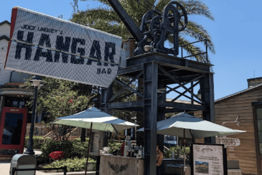Jock Lindsey's Hangar Bar